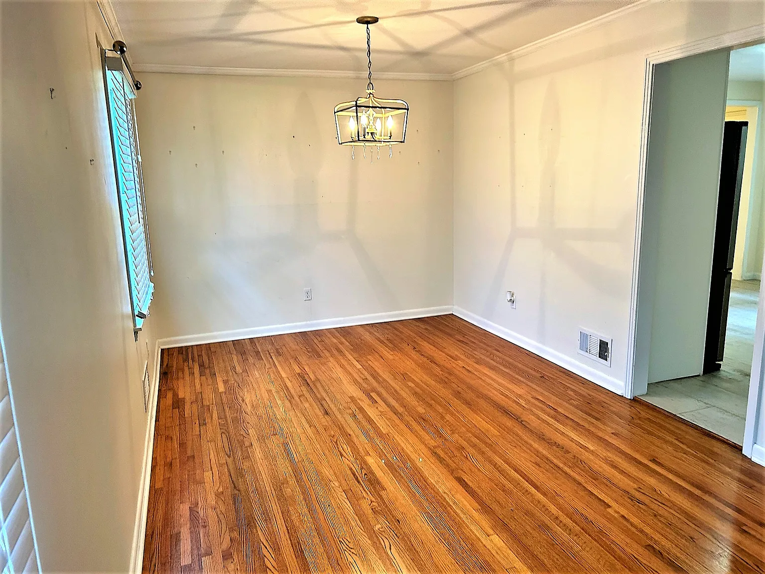 3360 Mountainside Rd — Photo 2