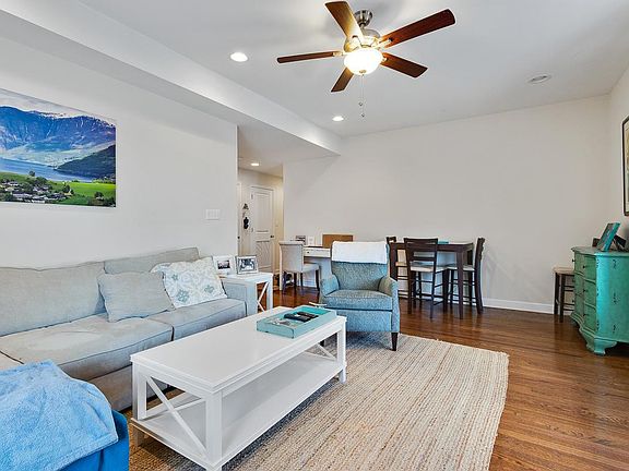 5th image of 1827 W Leland Ave APT 2F