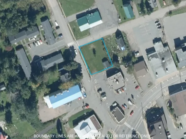 Elgin St, Springhill, NS B0M 1E0