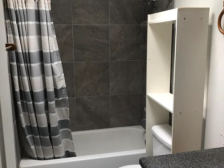 1028 E Hedrick Dr #3 — Photo 7