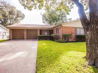 809 Dickens Dr, Waco, TX 76710
