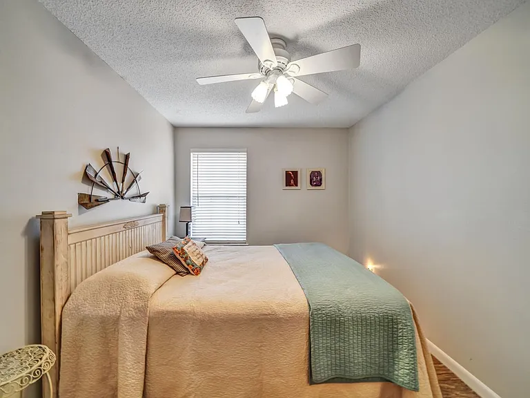 1696 Valparaiso Blvd — Photo 29