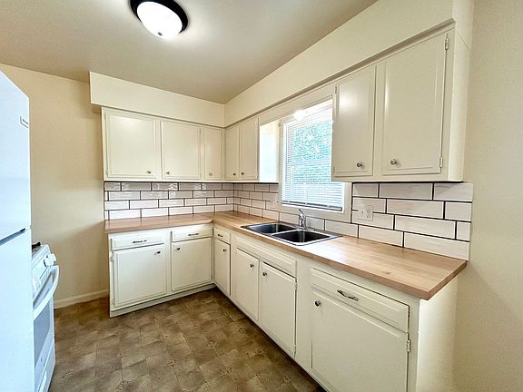 4th image of 4256-4258 Dawes Ct SE #D7c4c4e80
