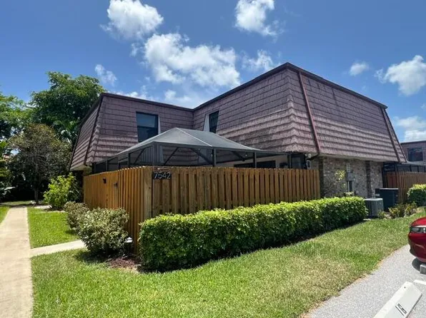 7542 Courtyard Run E, Boca Raton, FL 33433