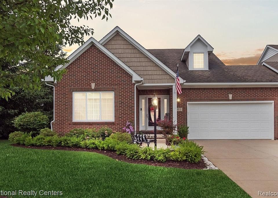 352 Asbury Ct, Highland, MI 48357 Zillow