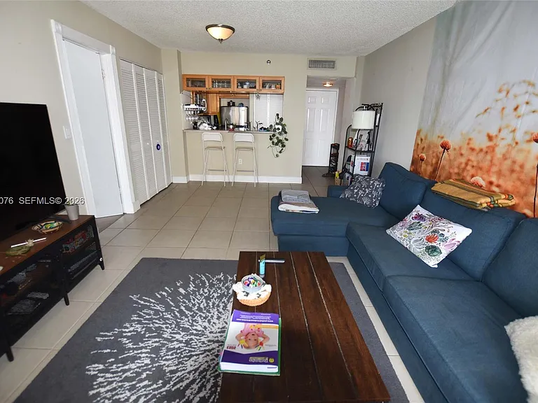 540 Brickell Key Dr #1414 — Photo 6
