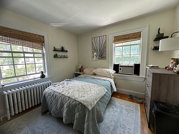 5th image of 2718 Devonshire Pl NW APT 2
