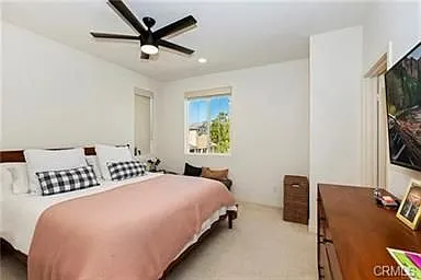 868 Seville Ln — Photo 2