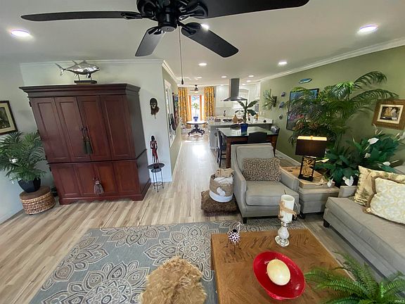 5th image of 6841 Newburgh Rd