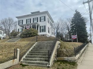 29 Summer St, Westerly, RI 02891
