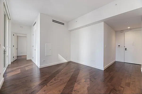 Rented by MOTION New York | media 28