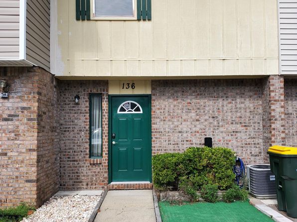 136 Scottwood Dr SE
