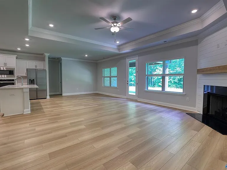 170 Clift Creek Dr — Photo 4