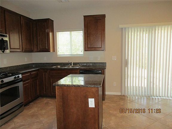 5th image of 6743 Moreno Valley St #0