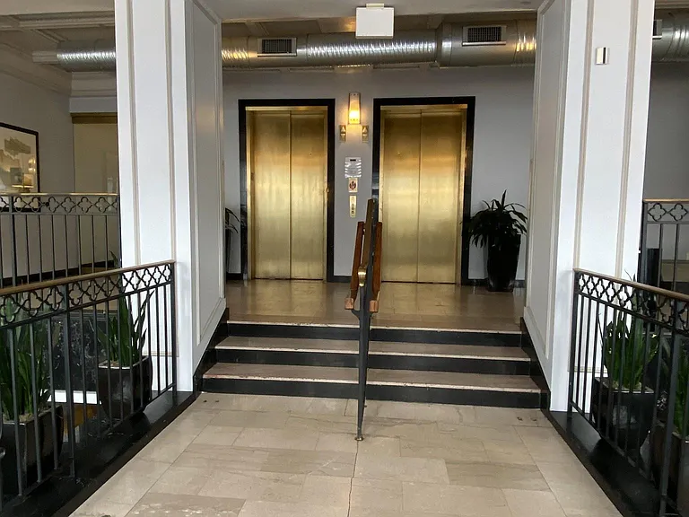 700 Church St #408 — Photo 4