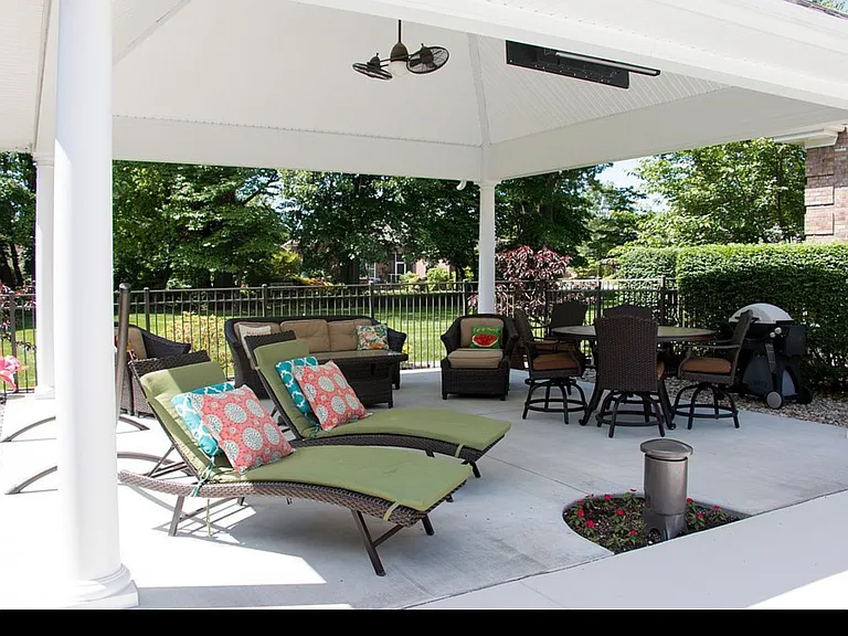 1834 Deerhaven Ln — Photo 29