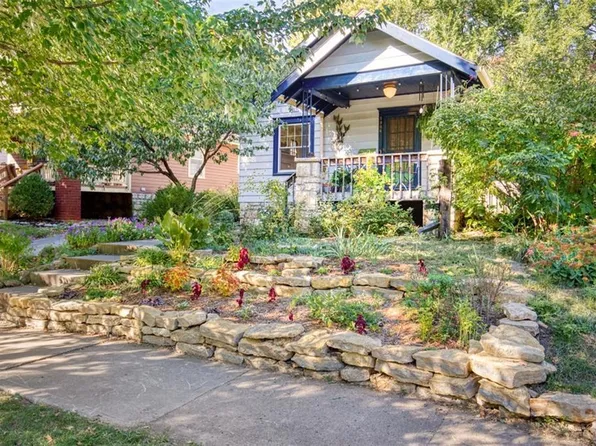 5906 Charlotte St, Kansas City, MO 64110