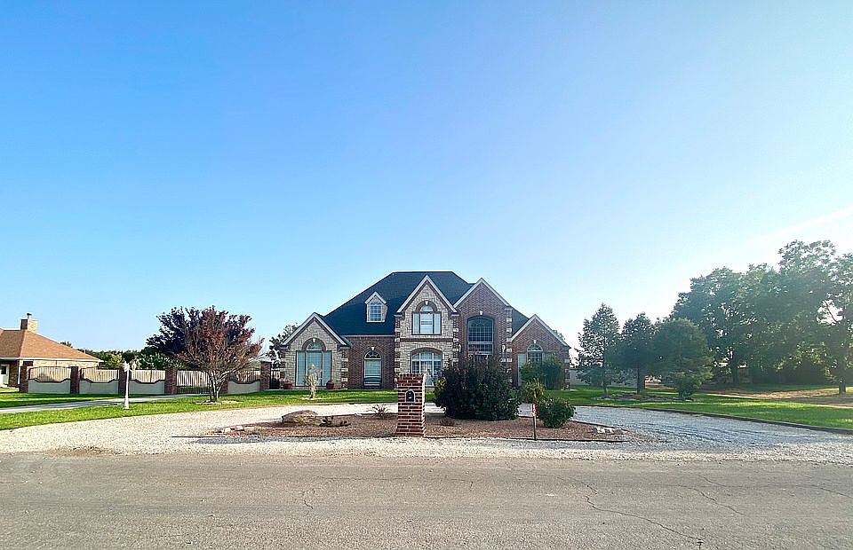 1st image of 805 Camino Del Llano