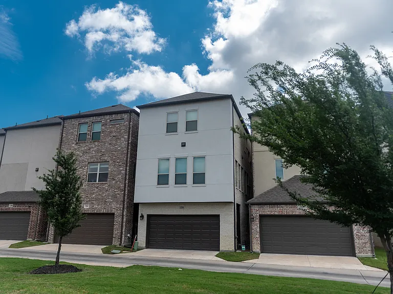 2216 Palomino St — Photo 16