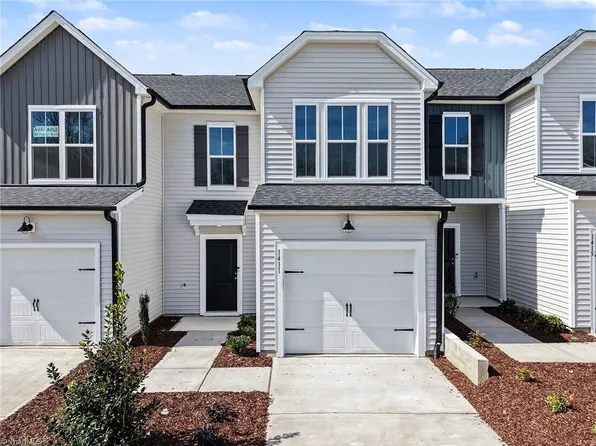 1411 Allegheny River St, Greensboro, NC 27405