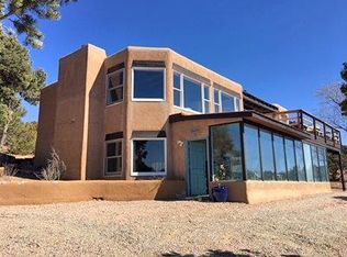 8 Sky Island Rd, Santa Fe, NM 87505