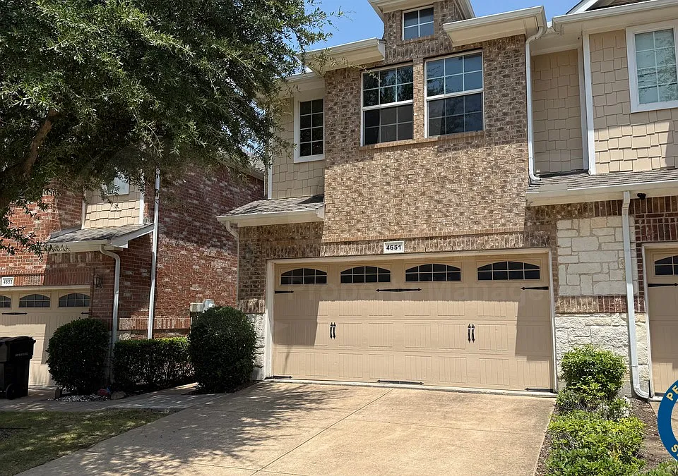 4651 Penelope Ln