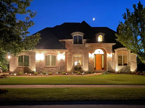 12504 Thornberry Dr, Lemont, IL 60439