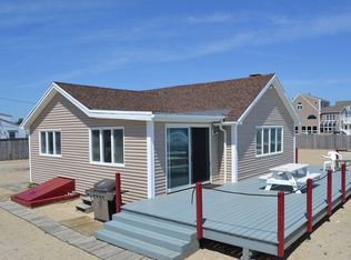 (Undisclosed Address), Marshfield, MA 02050