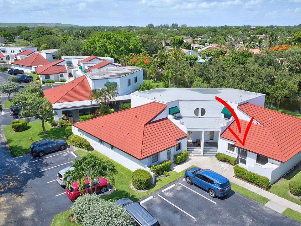 1st image of 353 NW 36th Avenue