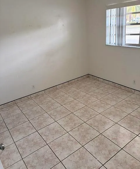 607 S State Road 7 #1G — Photo 15