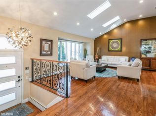 85 Howe Ct, Woodmere, NY