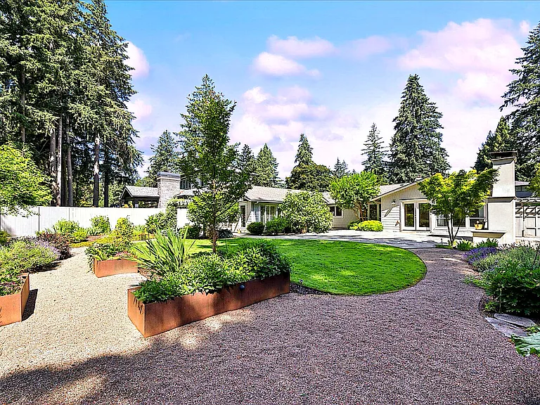 4242 Cobb Way — Photo 36