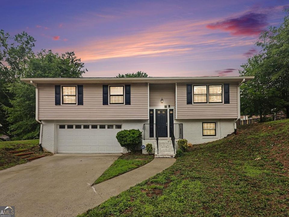 1st image of 2120 Sandgate Cir