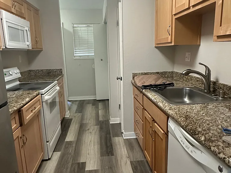 362 Tabor Ave — Photo 14