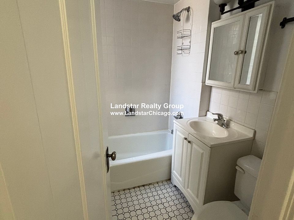 1st image of 550 Elmwood Ave APT 2