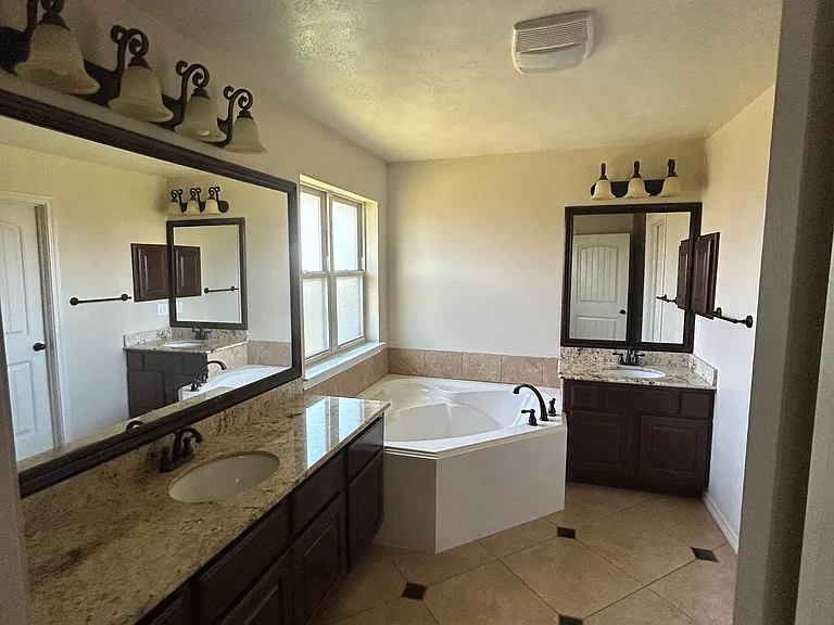 922 Dove Run Trl — Photo 14