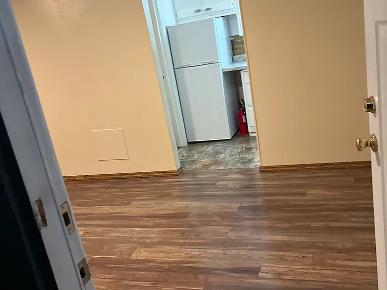 1909 Colby Ave #2 — Photo 8