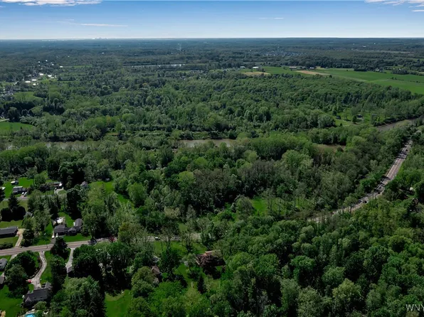 6950 E Canal Rd #1, Lockport, NY 14094