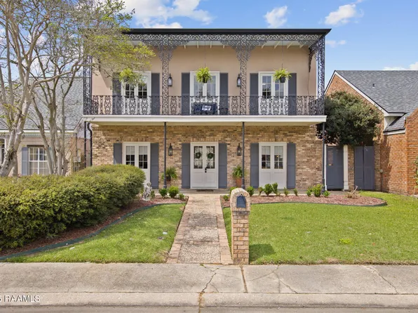13 Heatherstone Dr, Lafayette, LA 70508