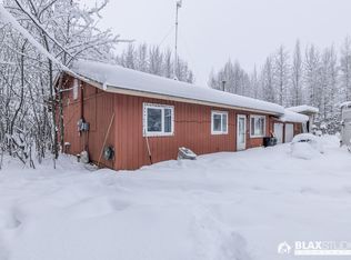 1357 Holmes Rd, North Pole, AK 99705