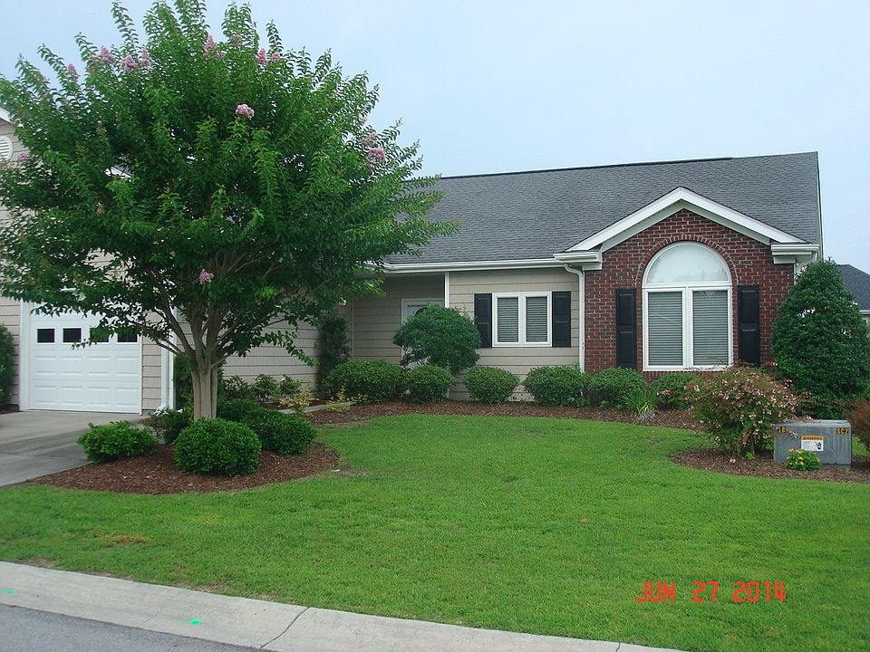 1st image of 32 Forest Oaks Dr