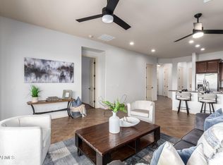 9041 E Ivyglen Cir, Mesa, AZ 85207
