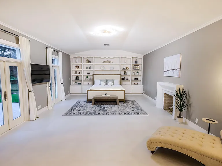 3127 Sherwood Blvd — Photo 33