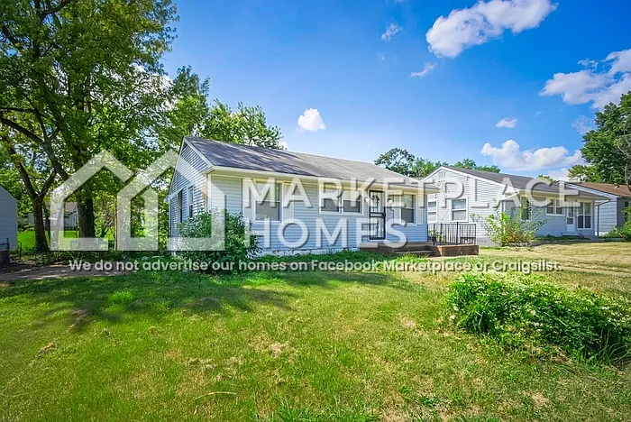 312 Banff Cir — Photo 3