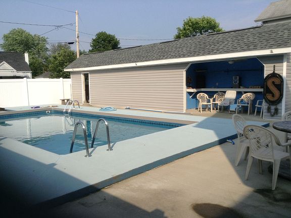 Pool house and storage