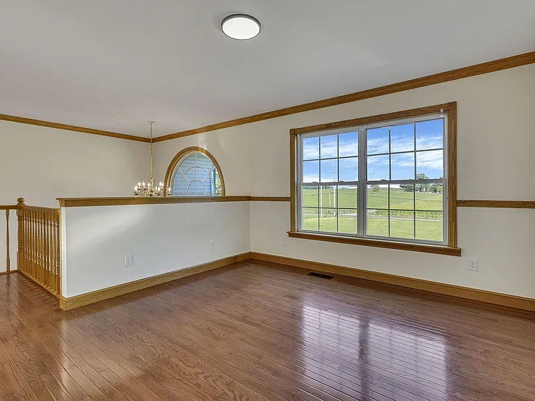 2453 Ryan Rd SE — Photo 28