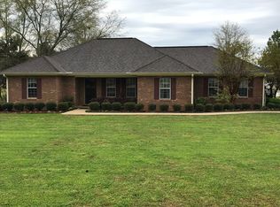 113 Meadow St, Fulton, MS 38843