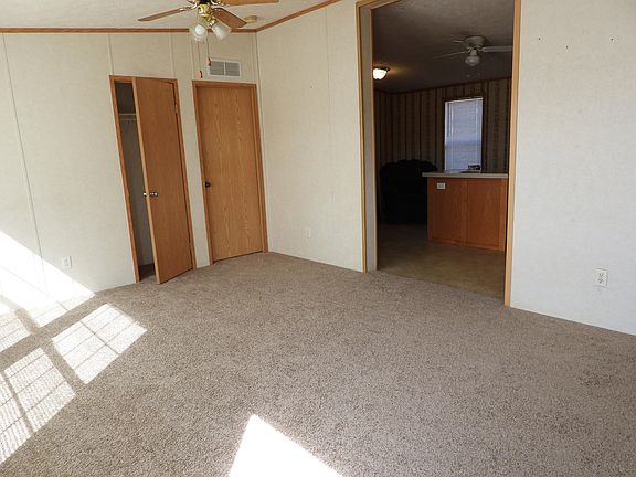 4th image of 120 Melinda Ln