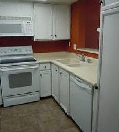 3rd image of 12905 126th Ct NE APT L106