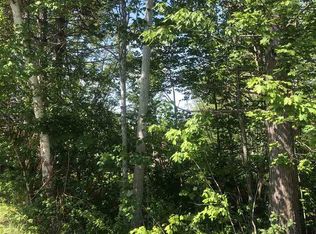 138 Queen St, Baddeck, NS B0E1B0